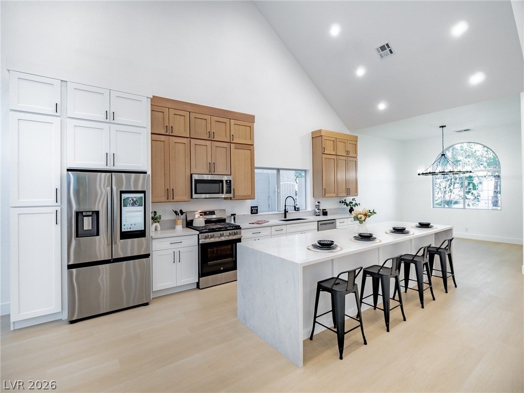 2729 Beachside Court