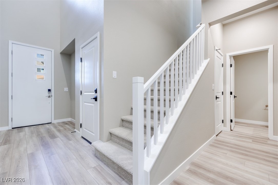 4341 Sunburst Spring Avenue