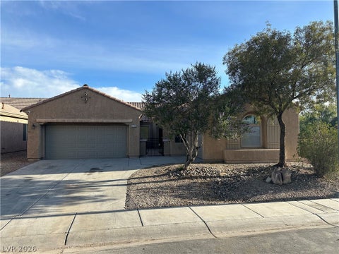 Homes For Sale - 5728 Flying Birdie Avenue<br/> Las Vegas, NV 89122