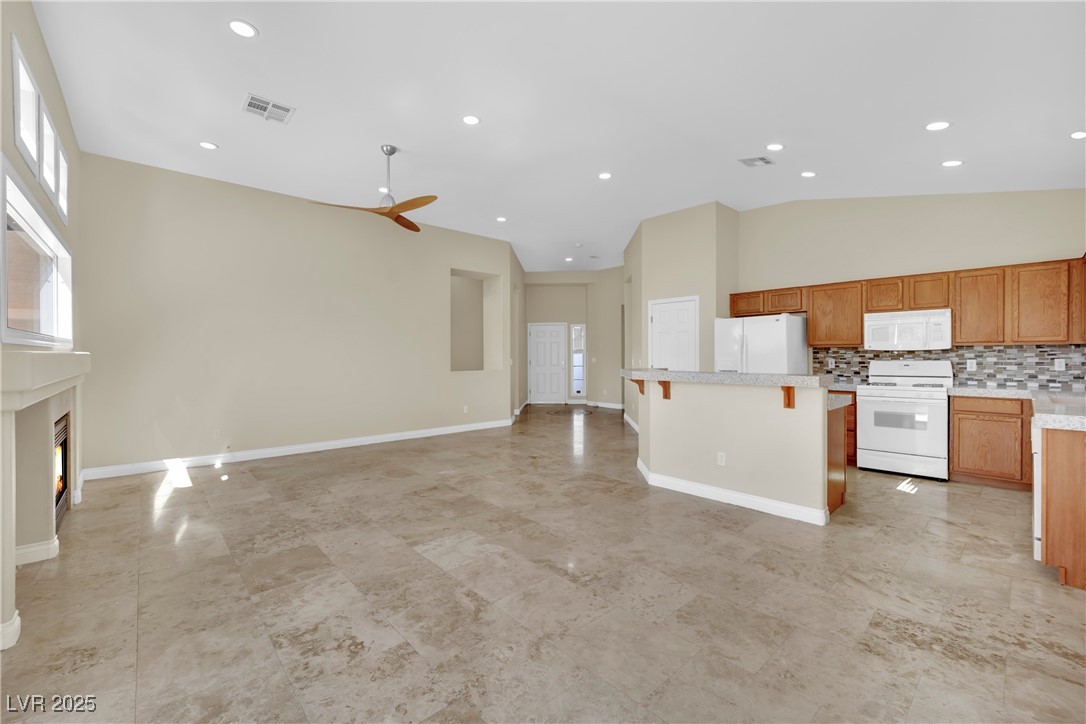 Henderson, Nevada 89052, United States, 3 Bedrooms Bedrooms, ,2 BathroomsBathrooms,Residential,Active,95702