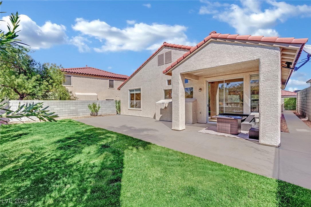 Henderson, Nevada 89052, United States, 3 Bedrooms Bedrooms, ,2 BathroomsBathrooms,Residential,Active,95702