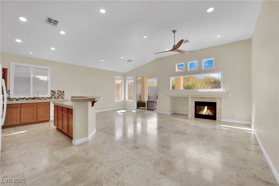 Henderson, Nevada 89052, United States, 3 Bedrooms Bedrooms, ,2 BathroomsBathrooms,Residential,Active,95702