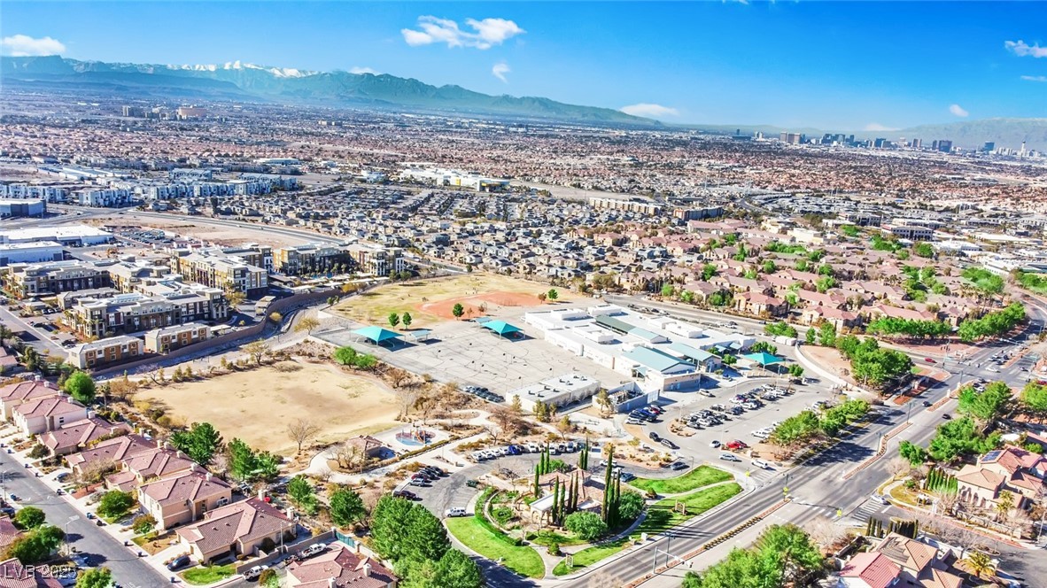 Henderson, Nevada 89052, United States, 3 Bedrooms Bedrooms, ,2 BathroomsBathrooms,Residential,Active,95702