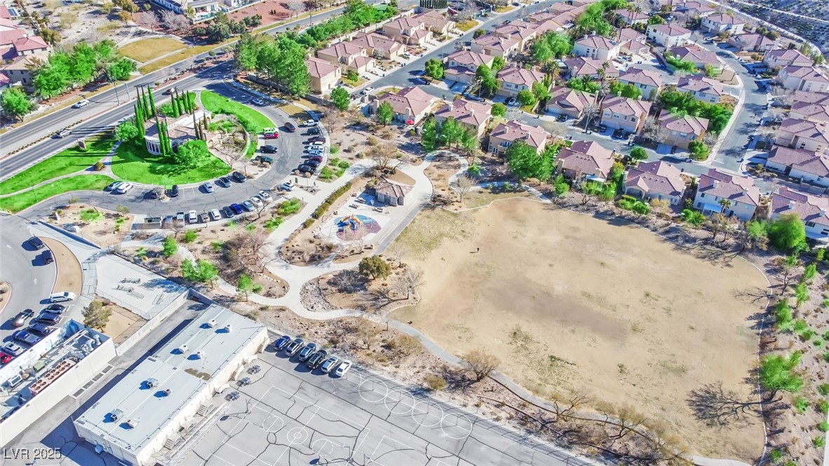 Henderson, Nevada 89052, United States, 3 Bedrooms Bedrooms, ,2 BathroomsBathrooms,Residential,Active,95702