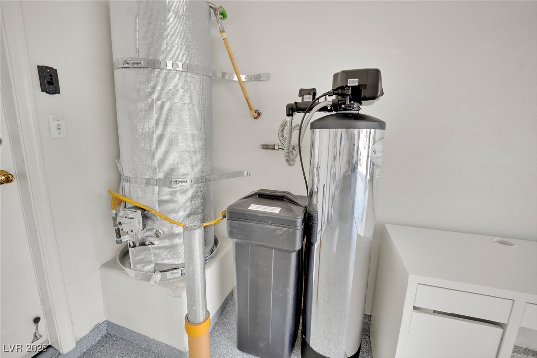 Henderson, Nevada 89052, United States, 3 Bedrooms Bedrooms, ,2 BathroomsBathrooms,Residential,Active,95702