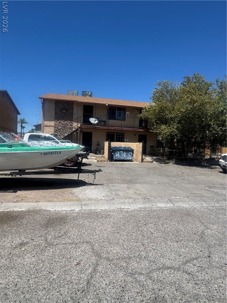 4760 Lucite Lane