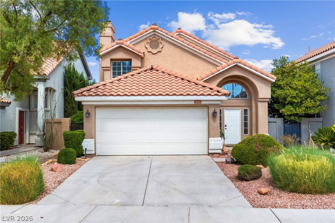 1432 Desert Hills Drive