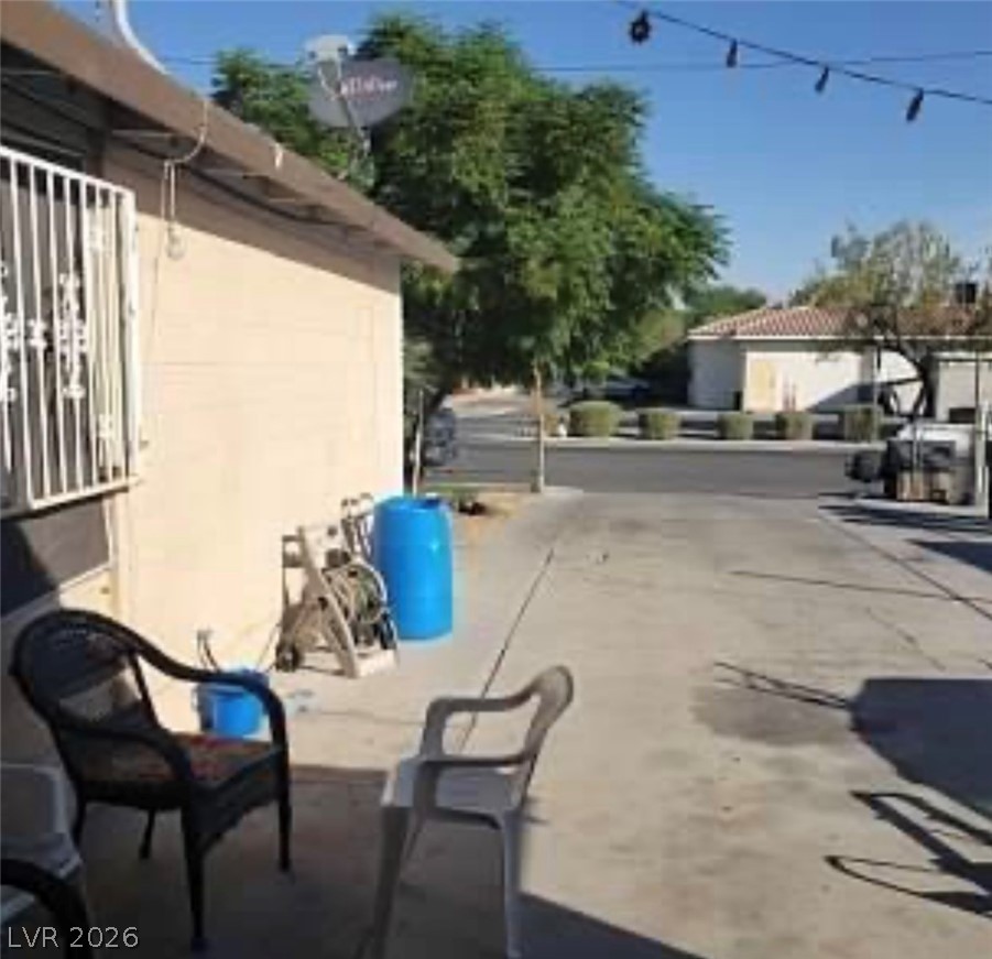 2315 Perliter Avenue
