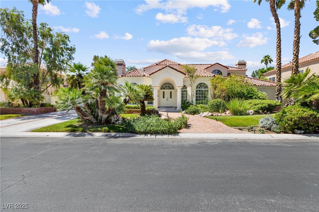 Properties 1 32 Princeville Lane