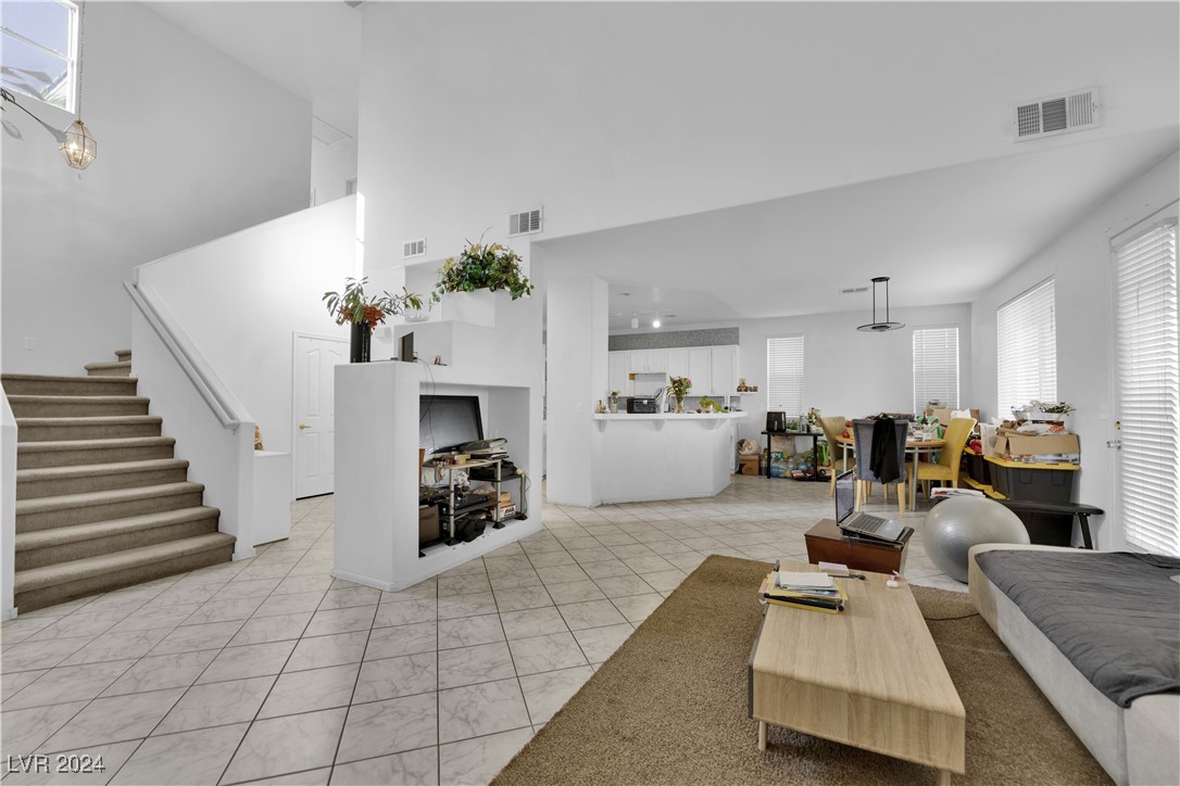 5790 Native Dancer Court