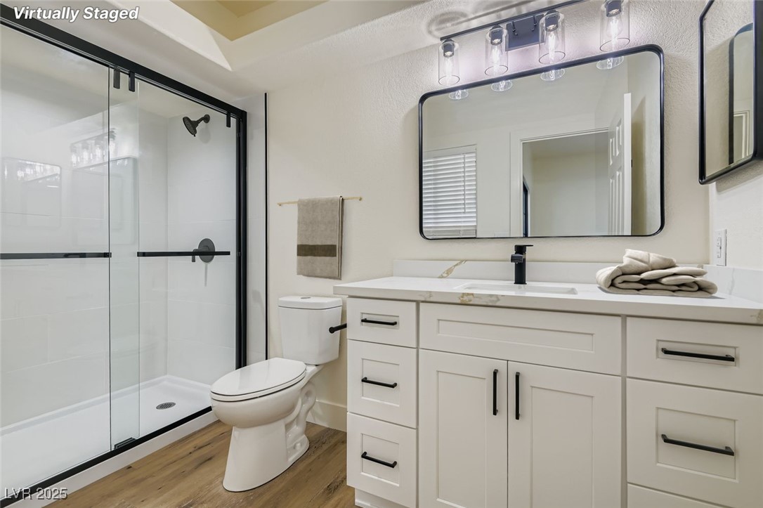 Las Vegas, Nevada 89146, United States, 2 Bedrooms Bedrooms, ,2 BathroomsBathrooms,Residential,Active,249215