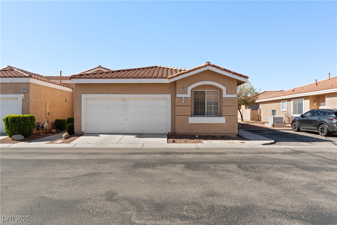 2781 Dunstan Way, Las Vegas, Nevada image 2