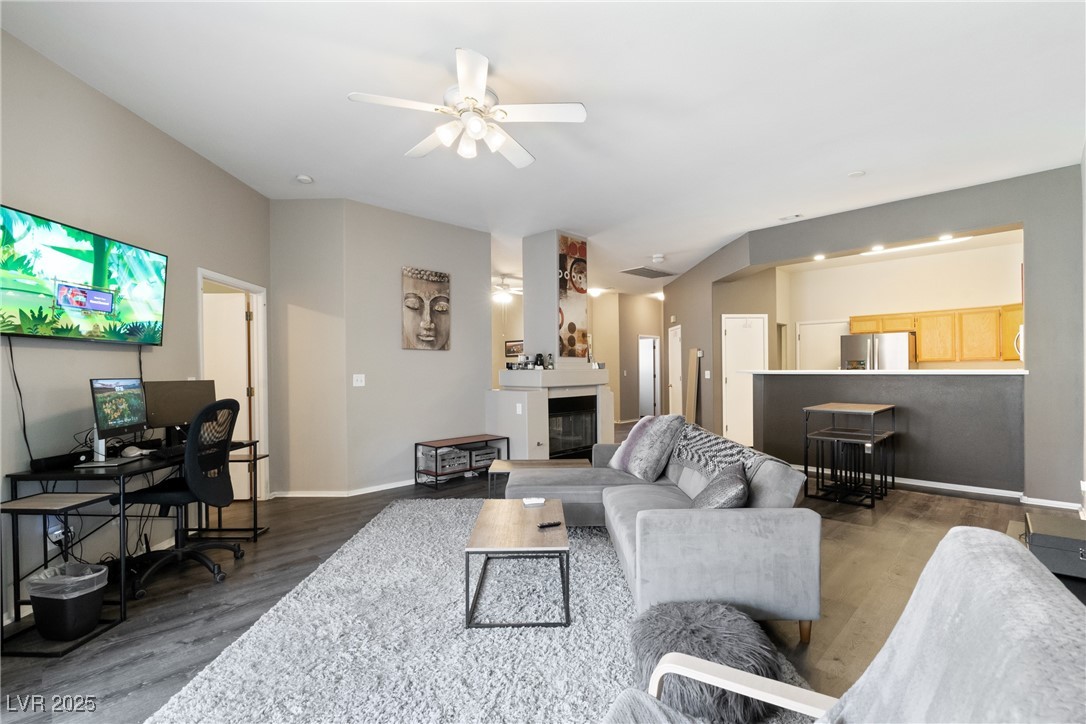 2781 Dunstan Way, Las Vegas, Nevada image 3