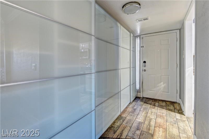 Properties 3 2843 Geary Place 3107