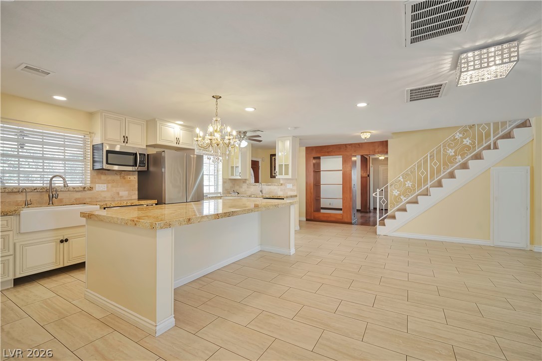 4065 W Maulding Avenue