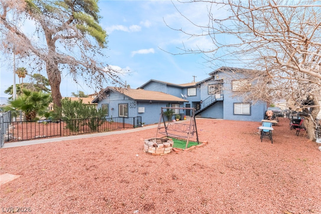 828 Sagman Street