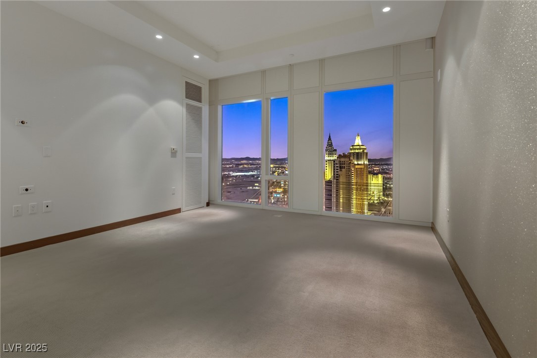 3750 Las Vegas Boulevard 3204