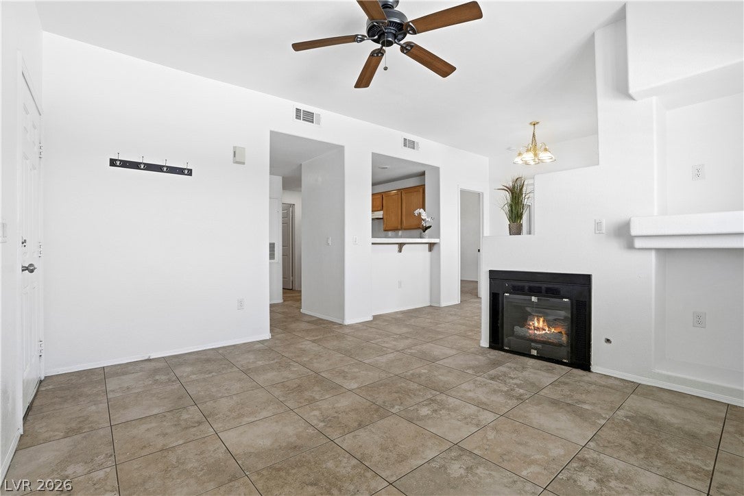 8501 W University Avenue 2089