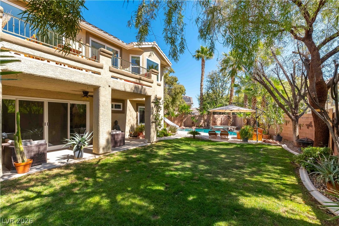 325 Emerald Vista Way