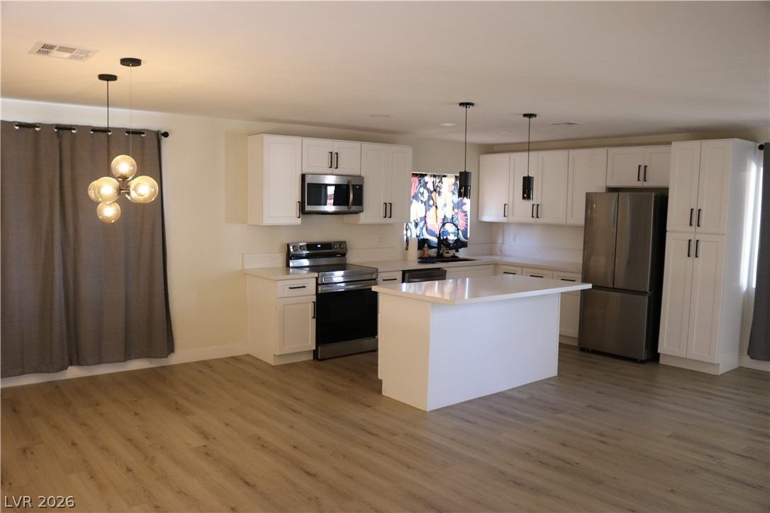 2211 Frontier Avenue