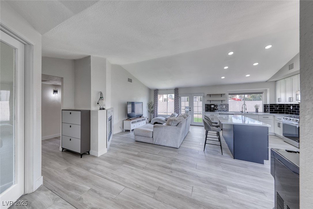 3220 Beacon Shores Circle