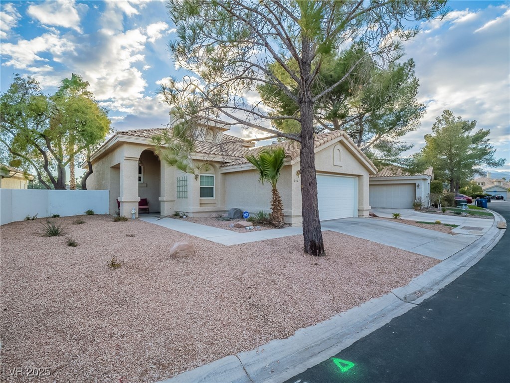 2521 Seascape Drive