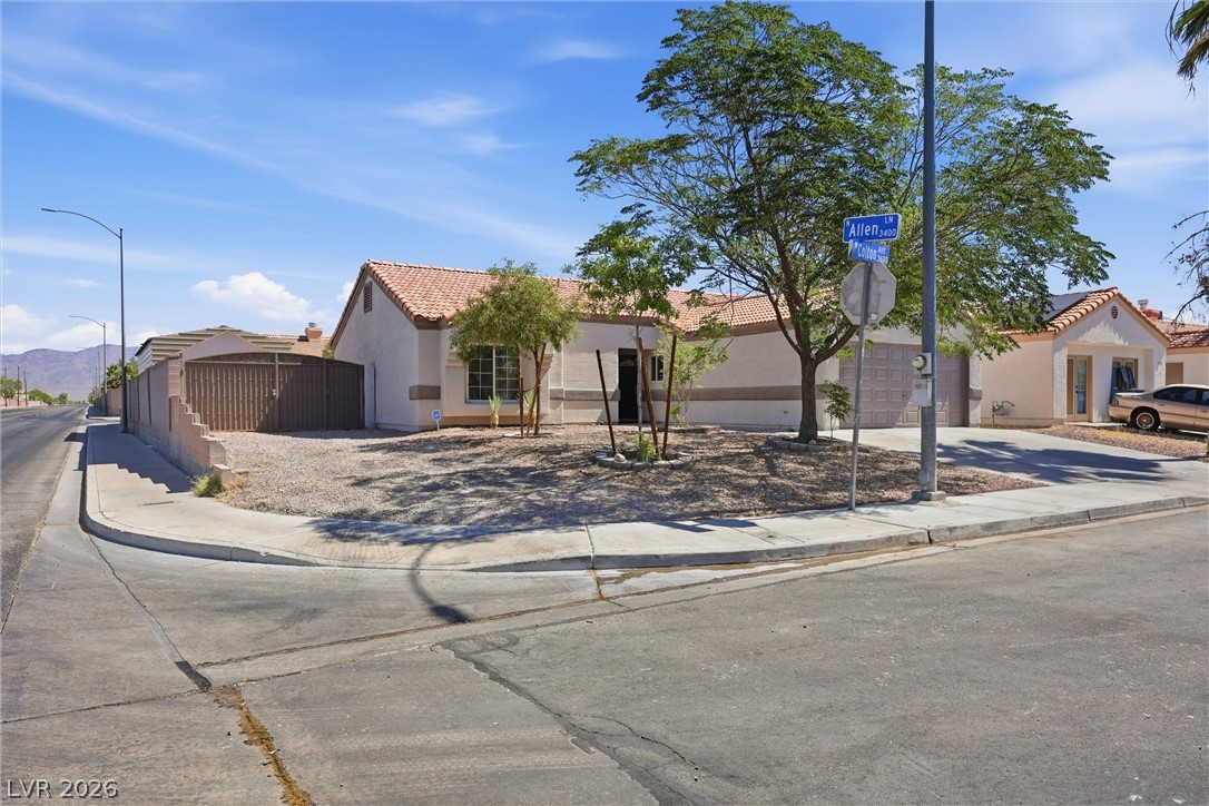 3624 W Colton Avenue