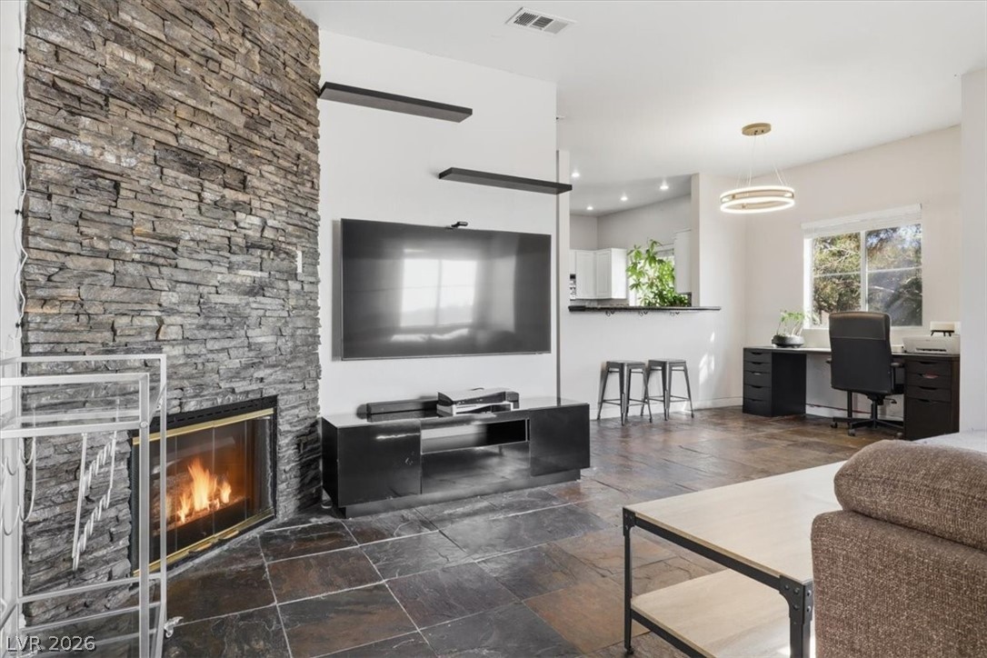5250 S Rainbow Boulevard 2038