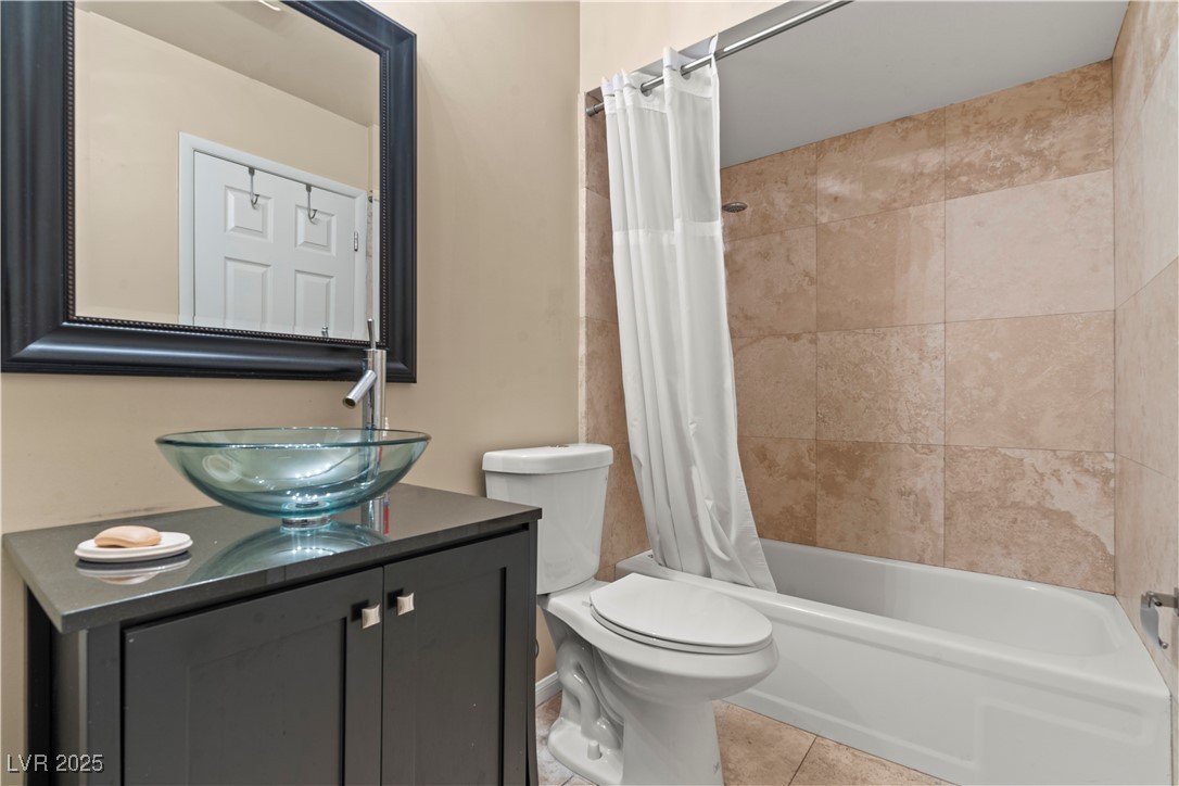 2517 Balintore Court, Henderson, Nevada image 18