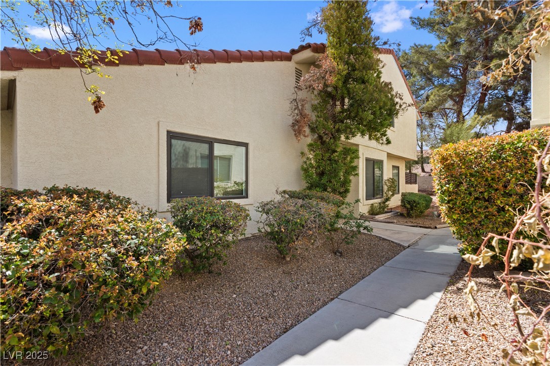 2517 Balintore Court, Henderson, Nevada image 3
