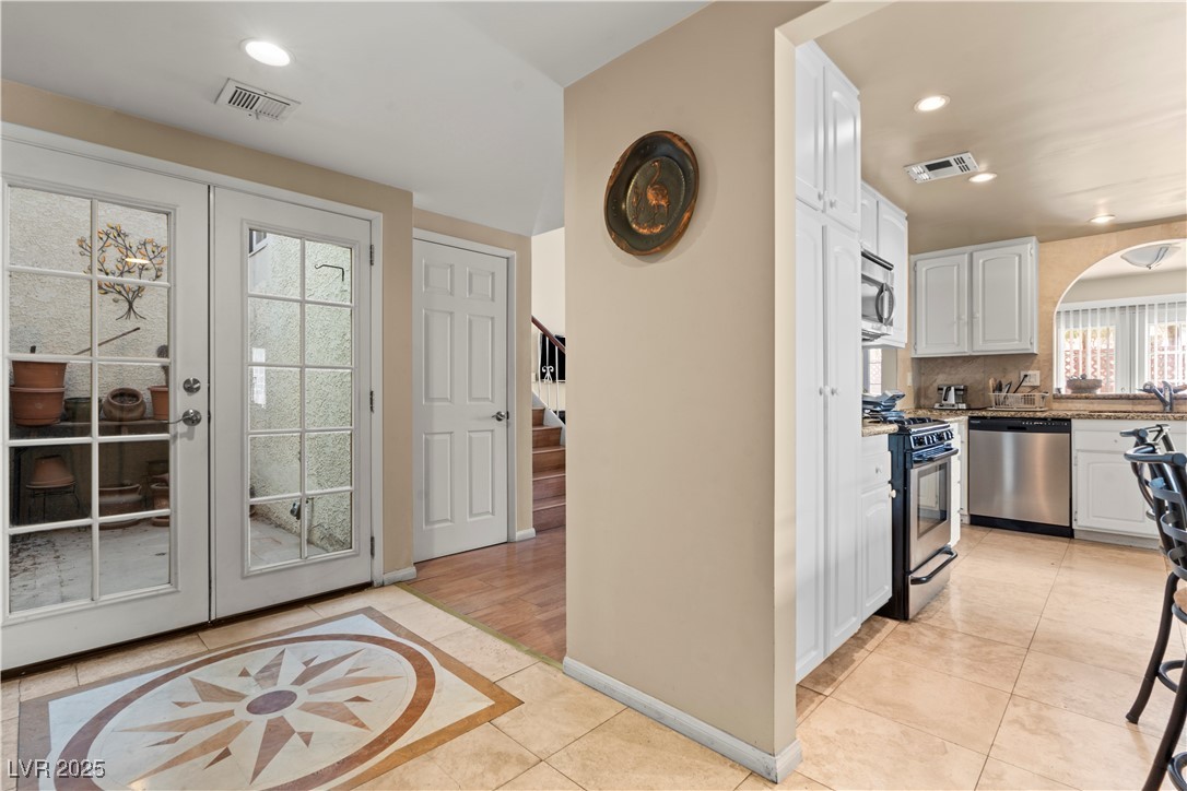 2517 Balintore Court, Henderson, Nevada image 5
