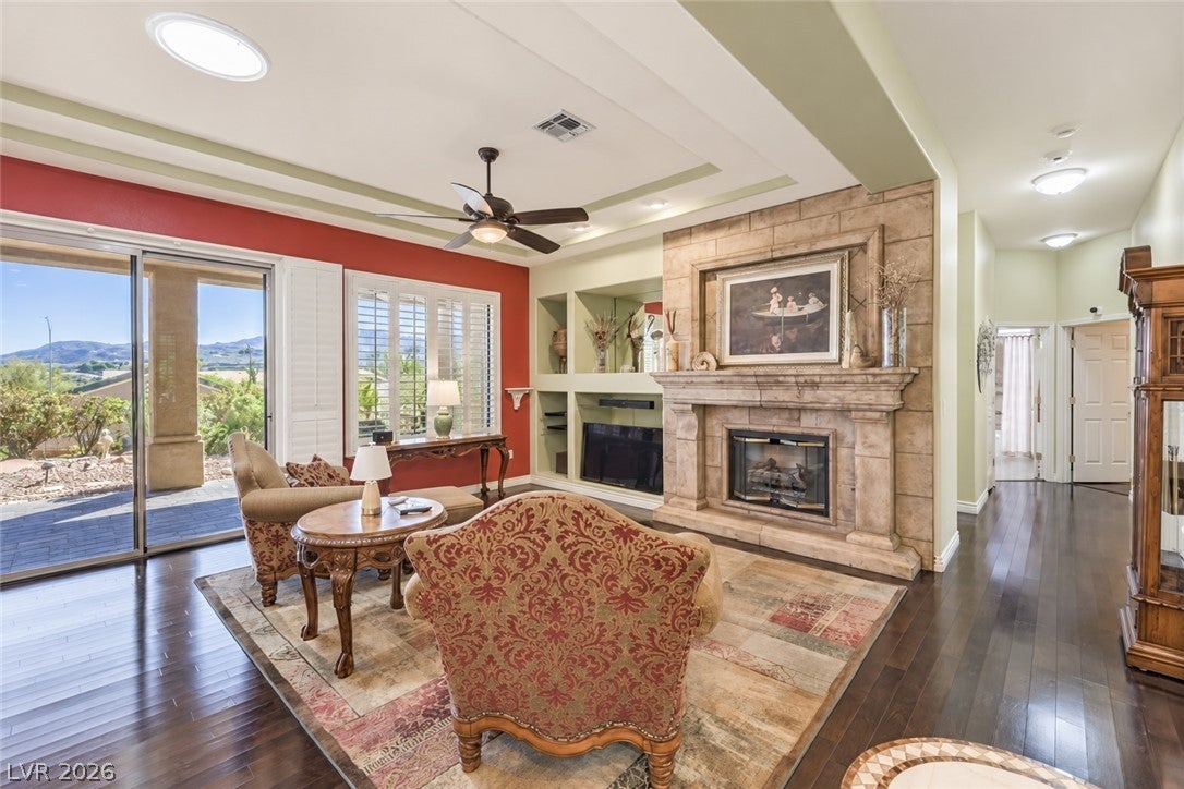 2010 High Mesa Drive