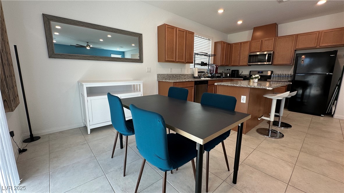 6951 Feather Hill Street