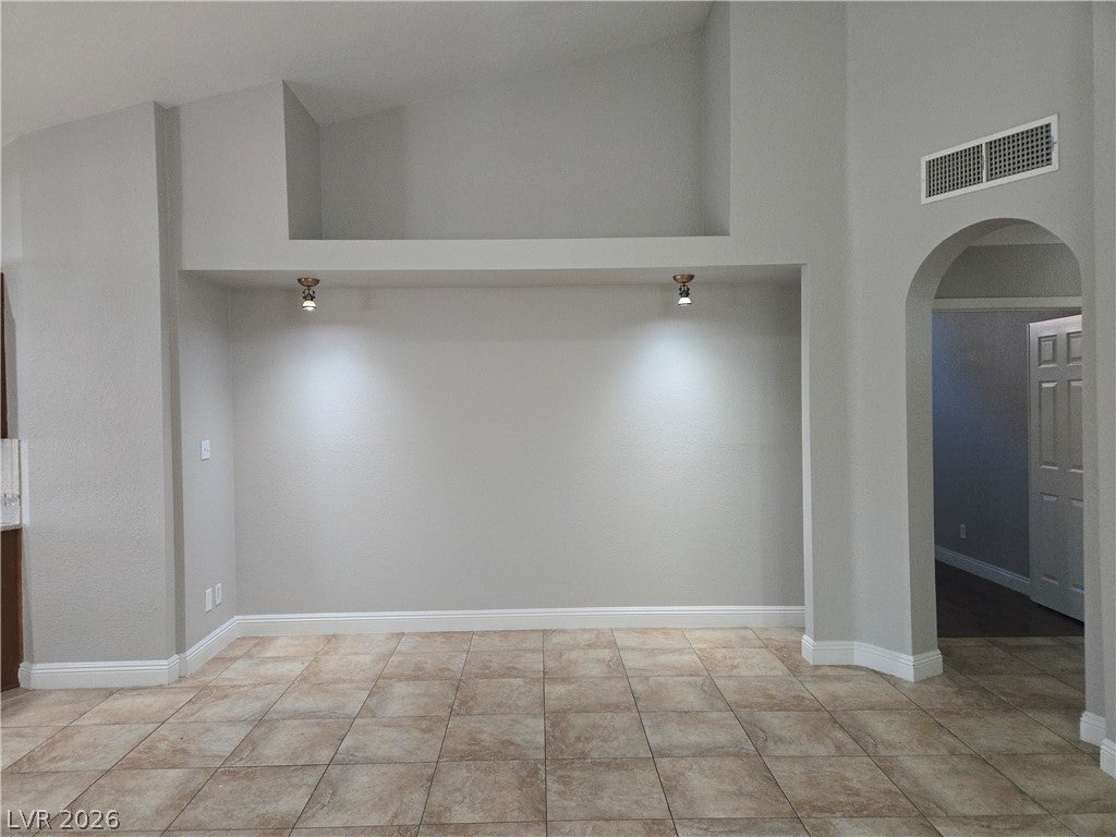 1954 Magnolia Drive
