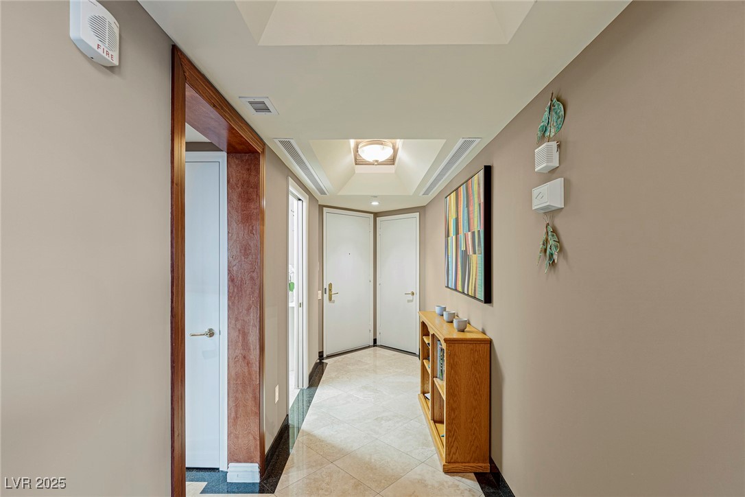 2747 Paradise Road #404, Las Vegas, Nevada image 7