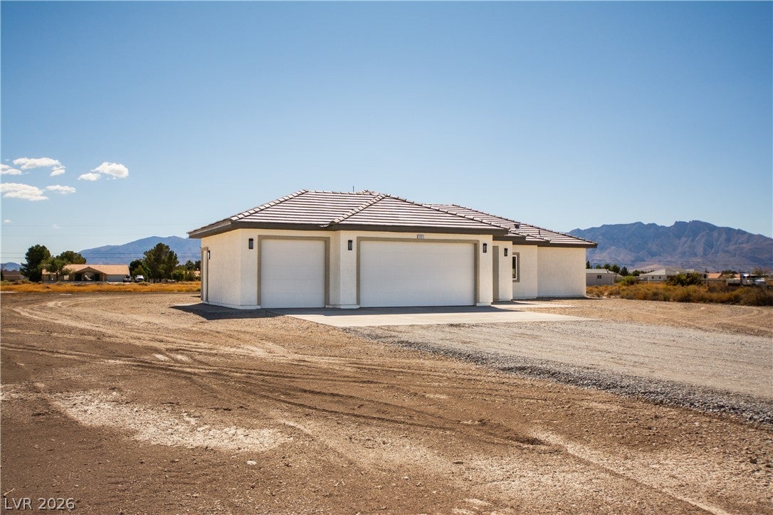1441 W Lost Creek Drive