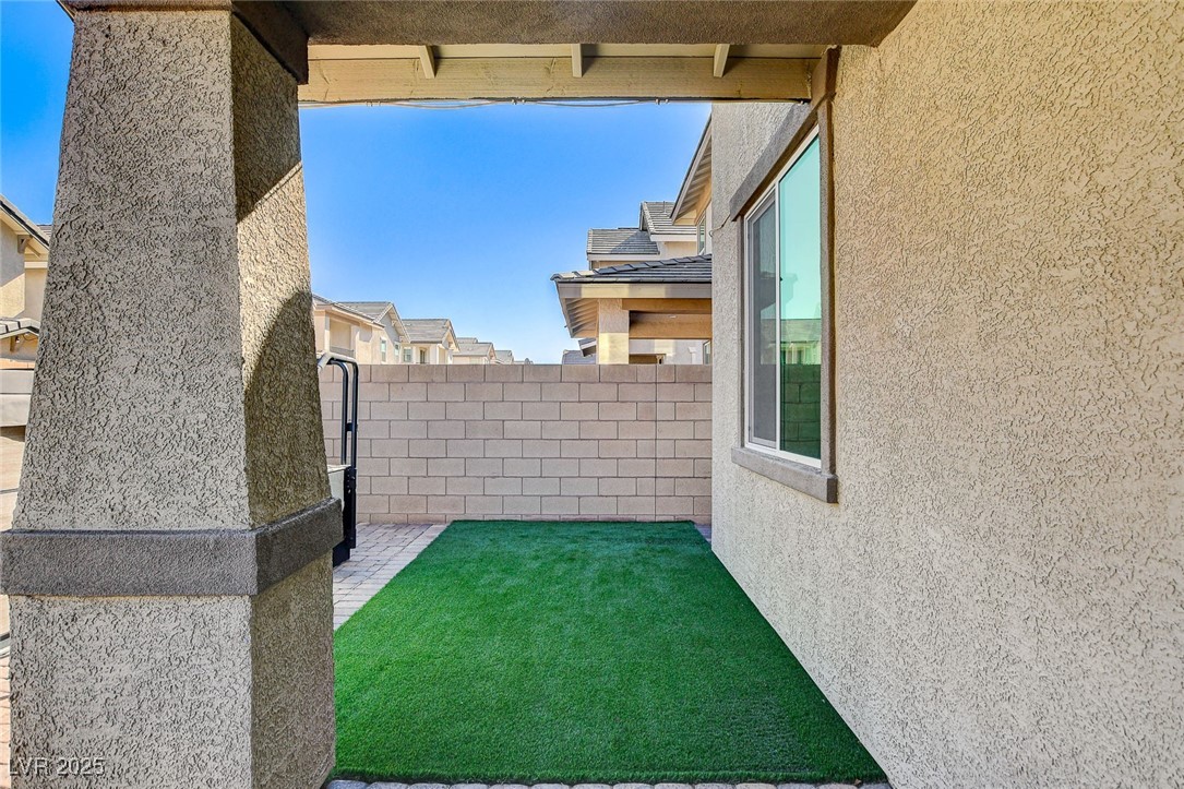 710 Bamboo Bend Place, Henderson, Nevada image 35