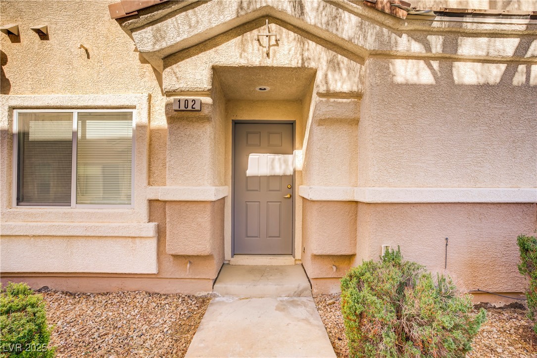 2092 Scanlon Ferry Court 102