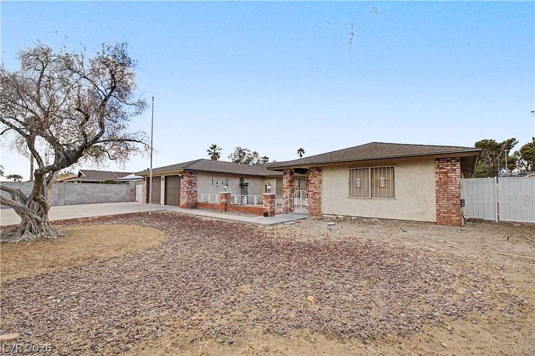 3055 Santa Margarita Street