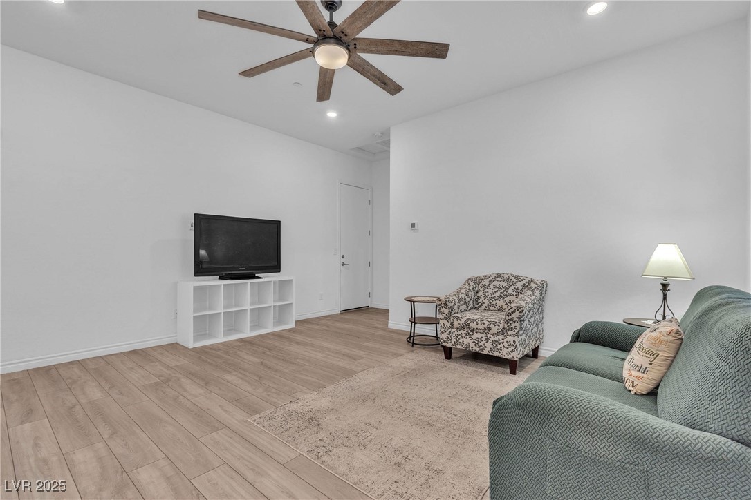 Properties 4 778 Hibiscuss Blossom Street