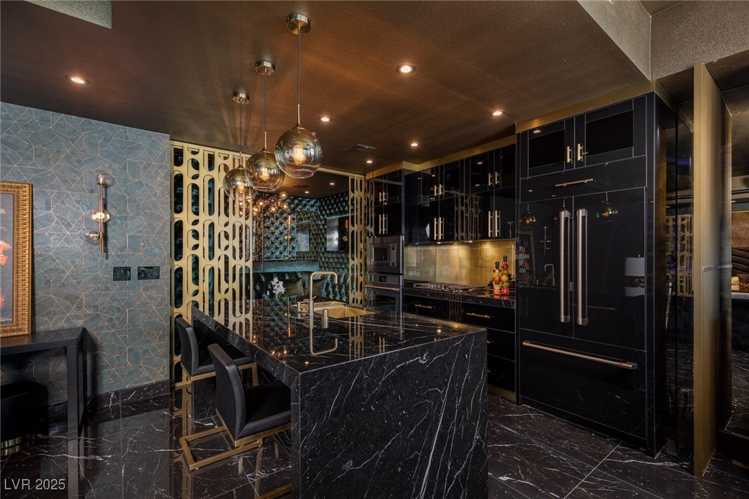 Properties 4 4575 Dean Martin Drive 1909