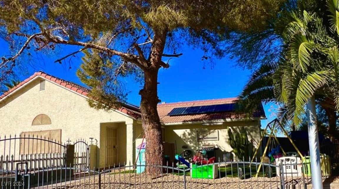 1747 Angel Falls Street, Las Vegas, Nevada image 3