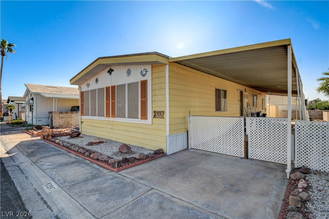 Properties 4 3397 Isle Royale Drive