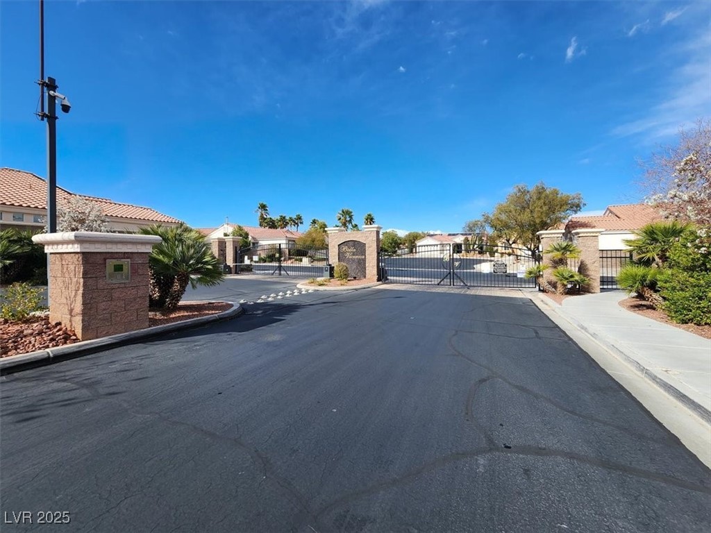 Las Vegas, Nevada 89141, United States, 4 Bedrooms Bedrooms, ,2 BathroomsBathrooms,Residential,Active,89265