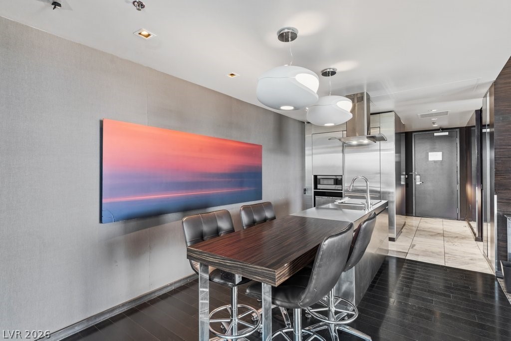 4381 W Flamingo Road 3801