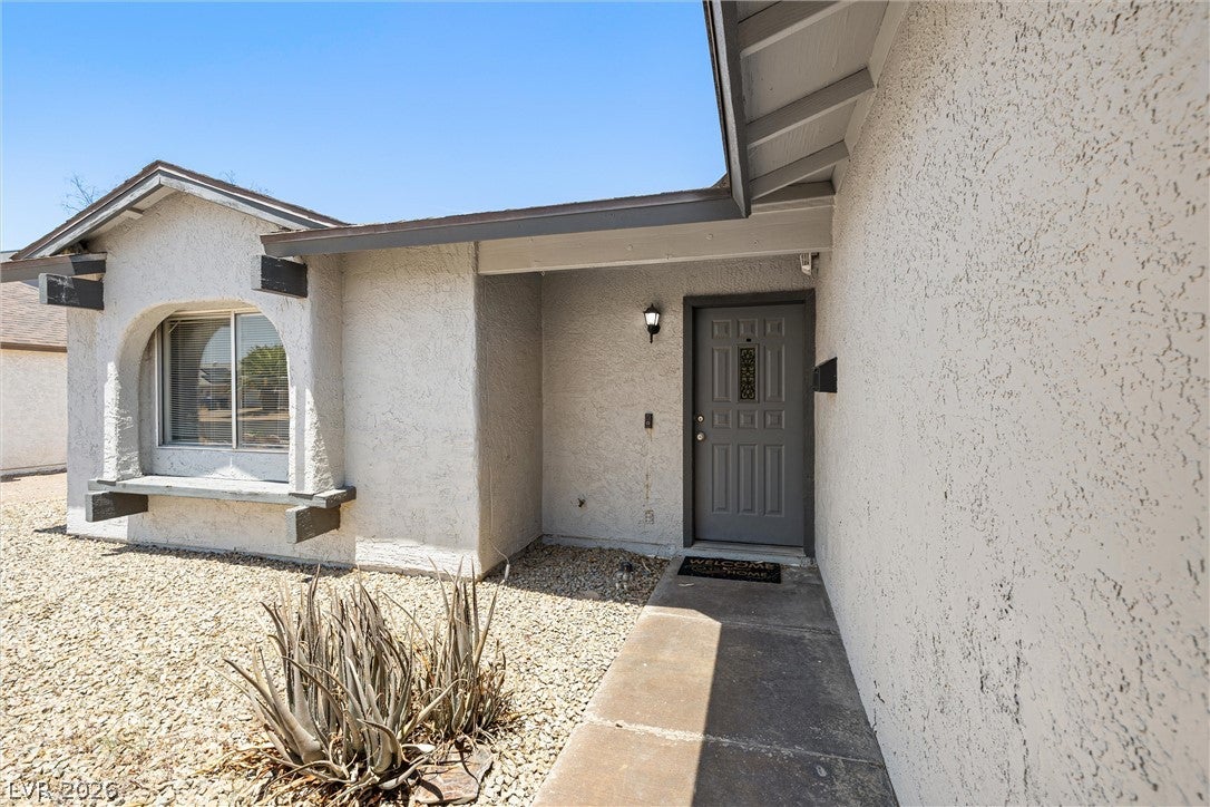 525 Van Dornum Avenue