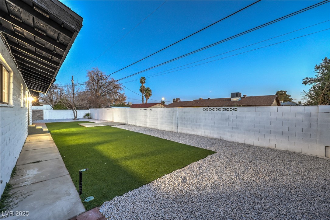 4667 E Boston Avenue, Las Vegas, Nevada image 31