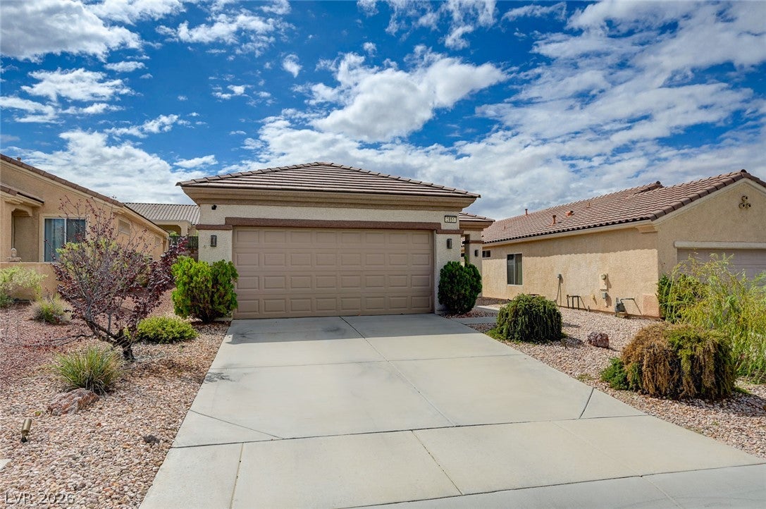 2851 Sapphire Desert Drive