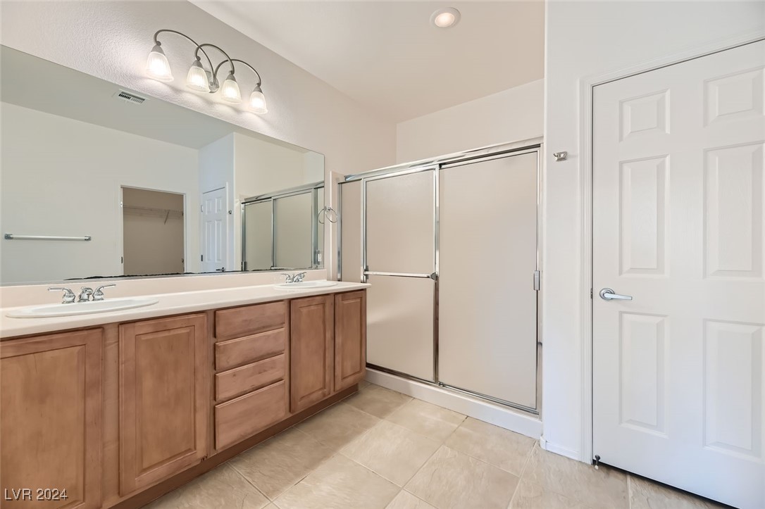 Henderson, Nevada 89044, United States, 2 Bedrooms Bedrooms, ,2 BathroomsBathrooms,Residential,Active,38710