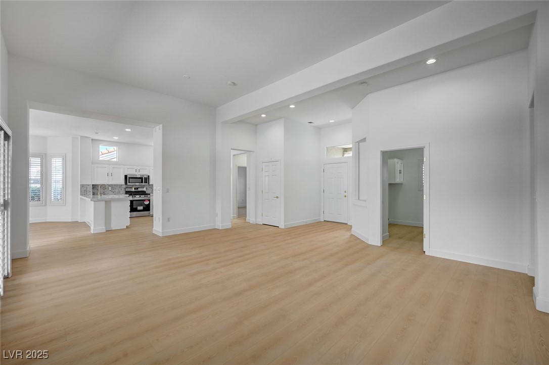 2721 Faiss Drive, Las Vegas, Nevada image 7